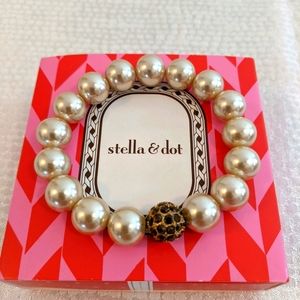 Soiree Pearl Pave Bracelet